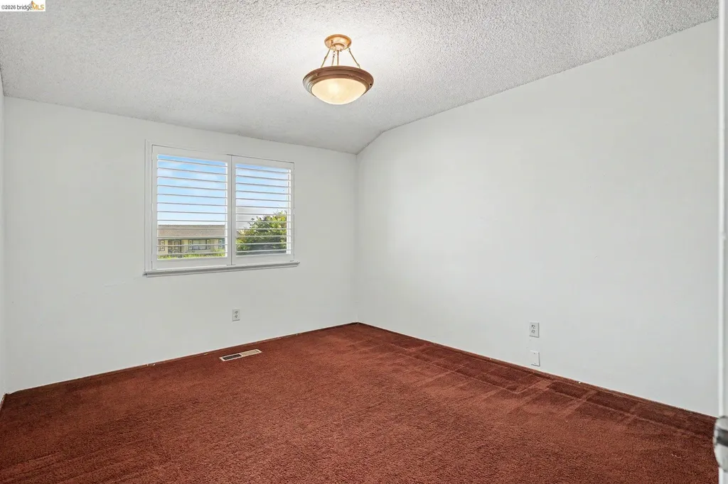 325 Hillsdale Drive Pittsburg CA 94565