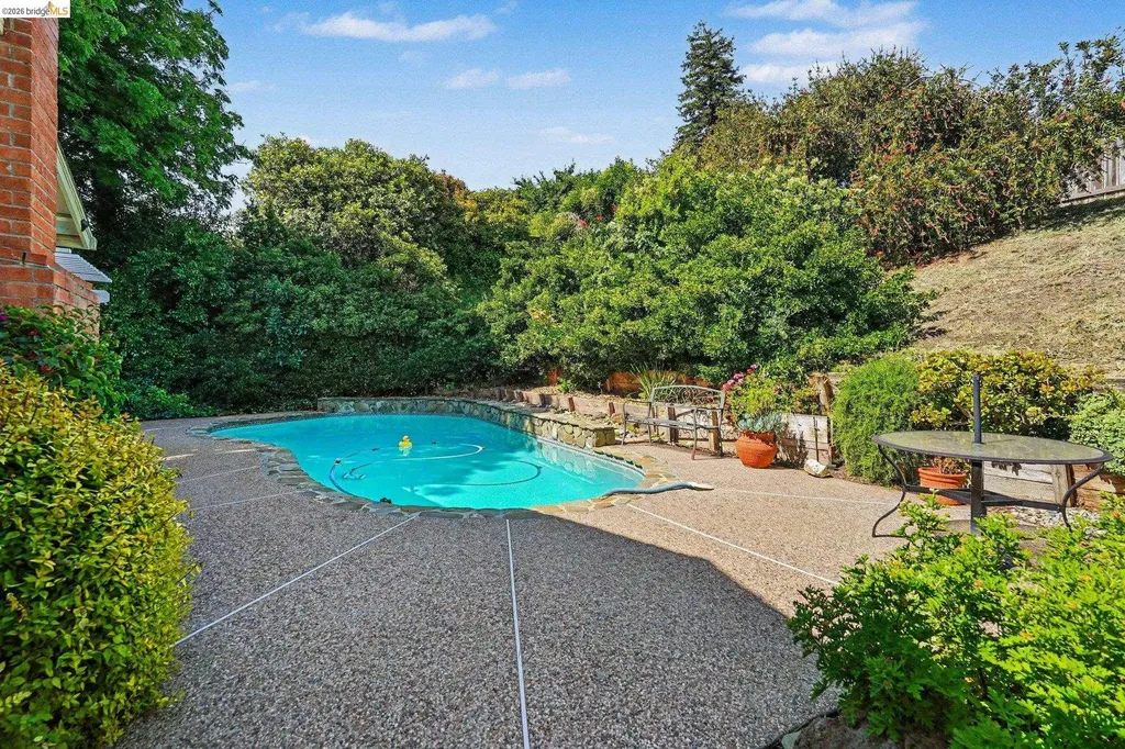 325 Hillsdale Drive Pittsburg CA 94565