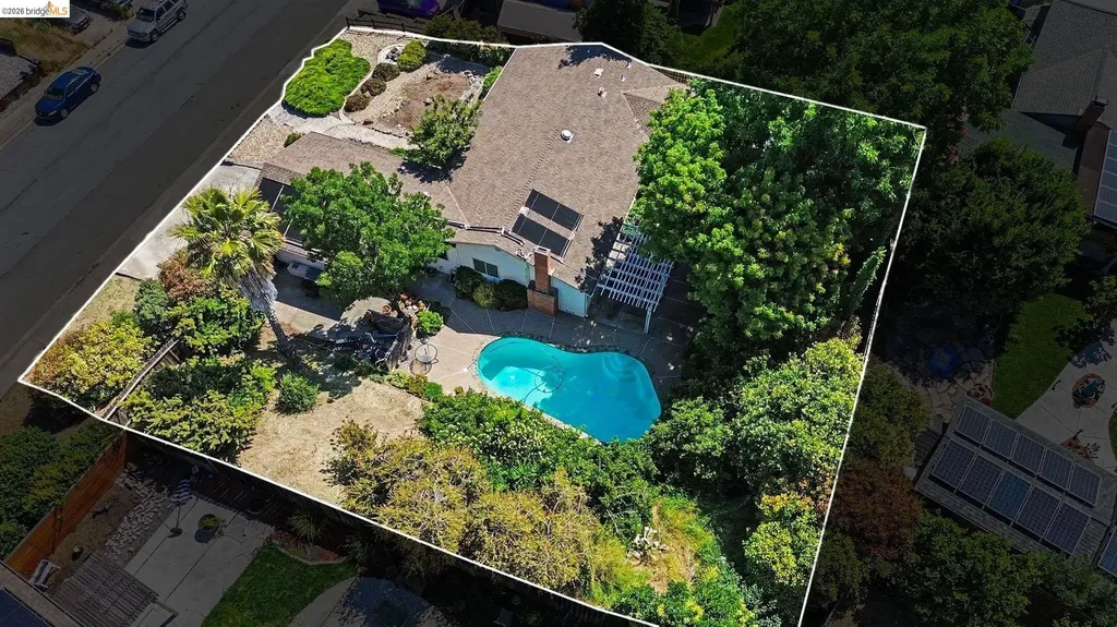 325 Hillsdale Drive Pittsburg CA 94565