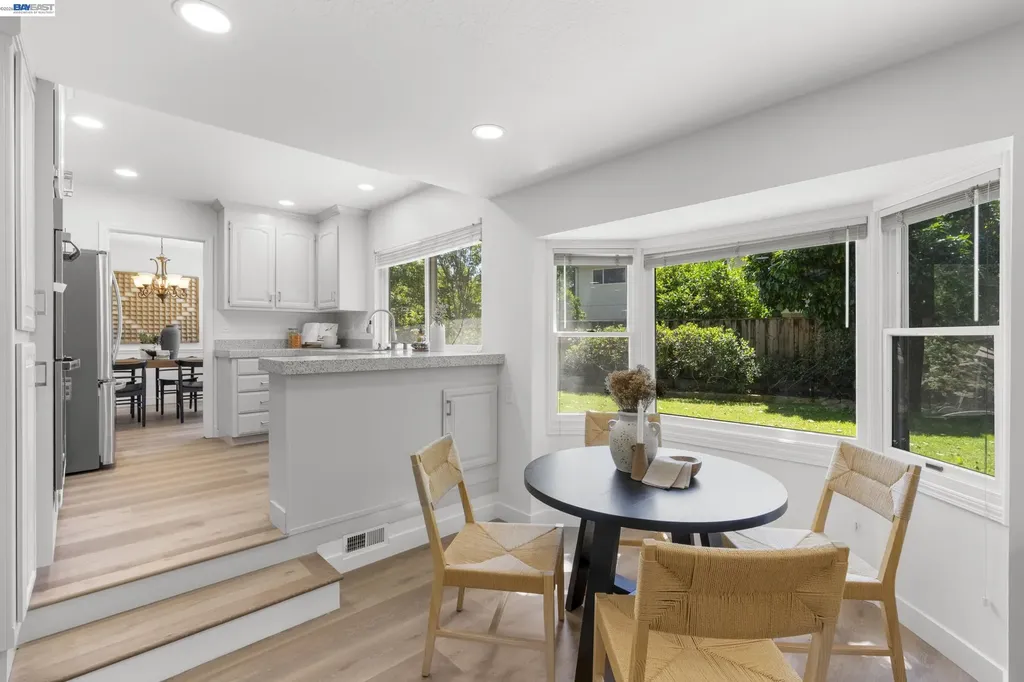 5556 Paseo Navarro Pleasanton CA 94566