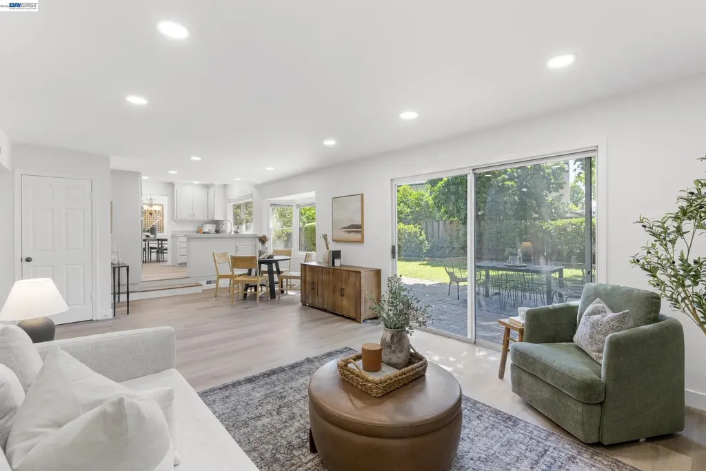 5556 Paseo Navarro Pleasanton CA 94566