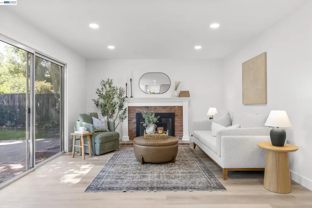 5556 Paseo Navarro Pleasanton CA 94566