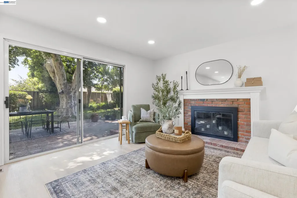 5556 Paseo Navarro Pleasanton CA 94566