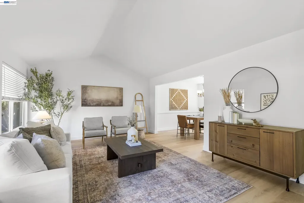 5556 Paseo Navarro Pleasanton CA 94566
