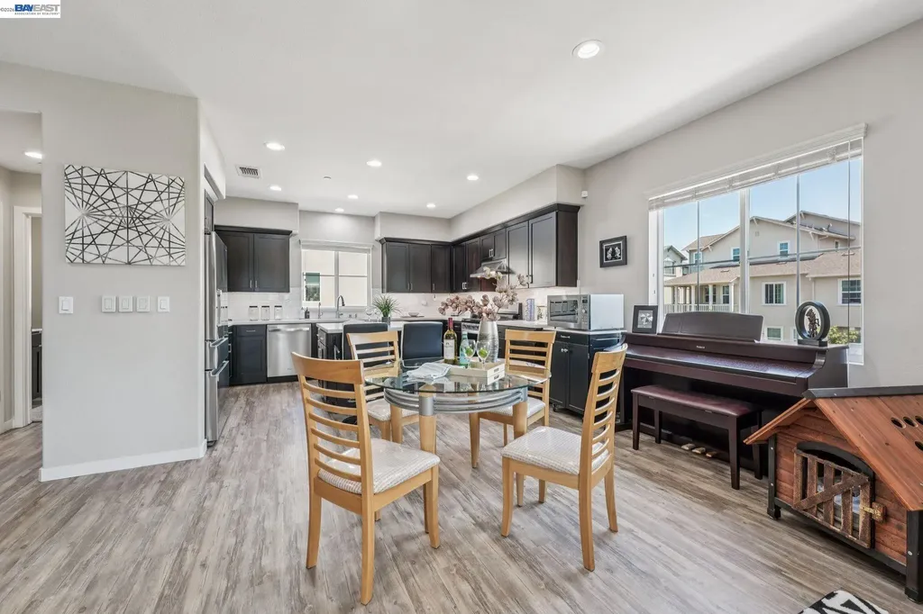 8550 Boardwalk Way Newark CA 94560