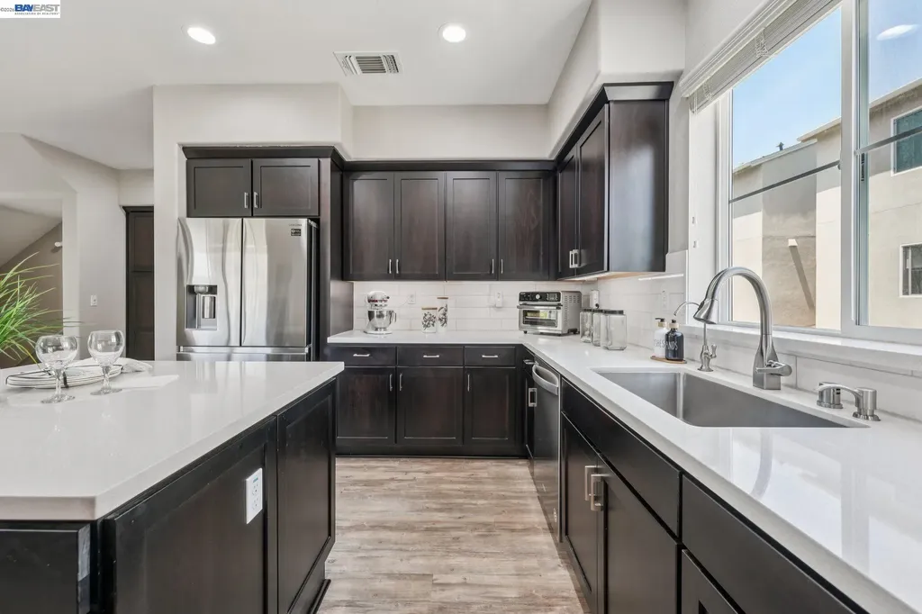 8550 Boardwalk Way Newark CA 94560