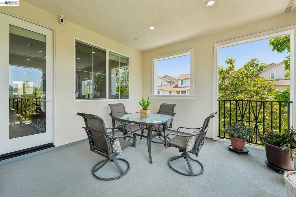 8550 Boardwalk Way Newark CA 94560