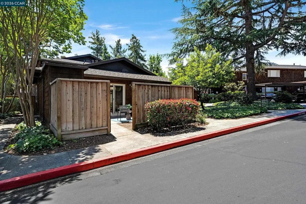 4127 Ravenwood Place Castro Valley CA 94546