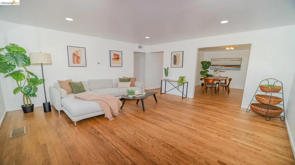 914 Pine Street Vallejo CA 94590