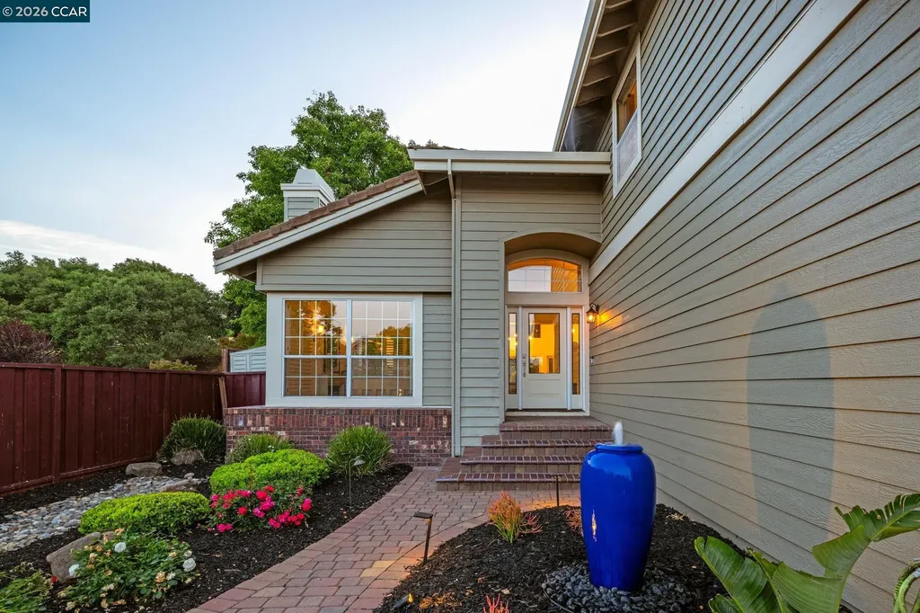 8254 Creekside Drive Dublin CA 94568