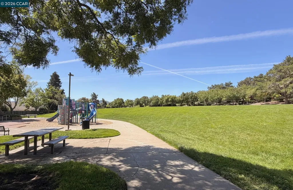 8254 Creekside Drive Dublin CA 94568