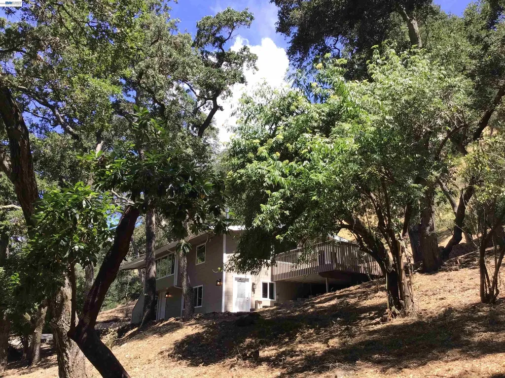1929 Kilkare Road Sunol CA 94586