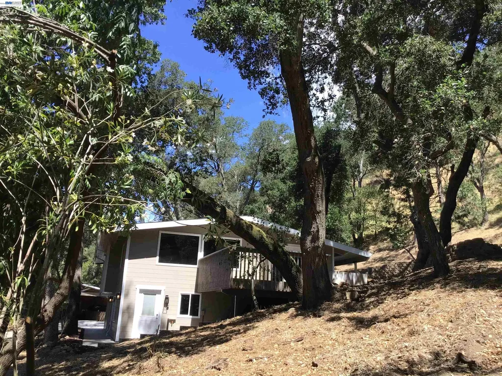 1929 Kilkare Road Sunol CA 94586