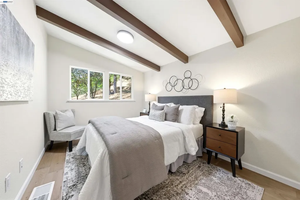1929 Kilkare Road Sunol CA 94586