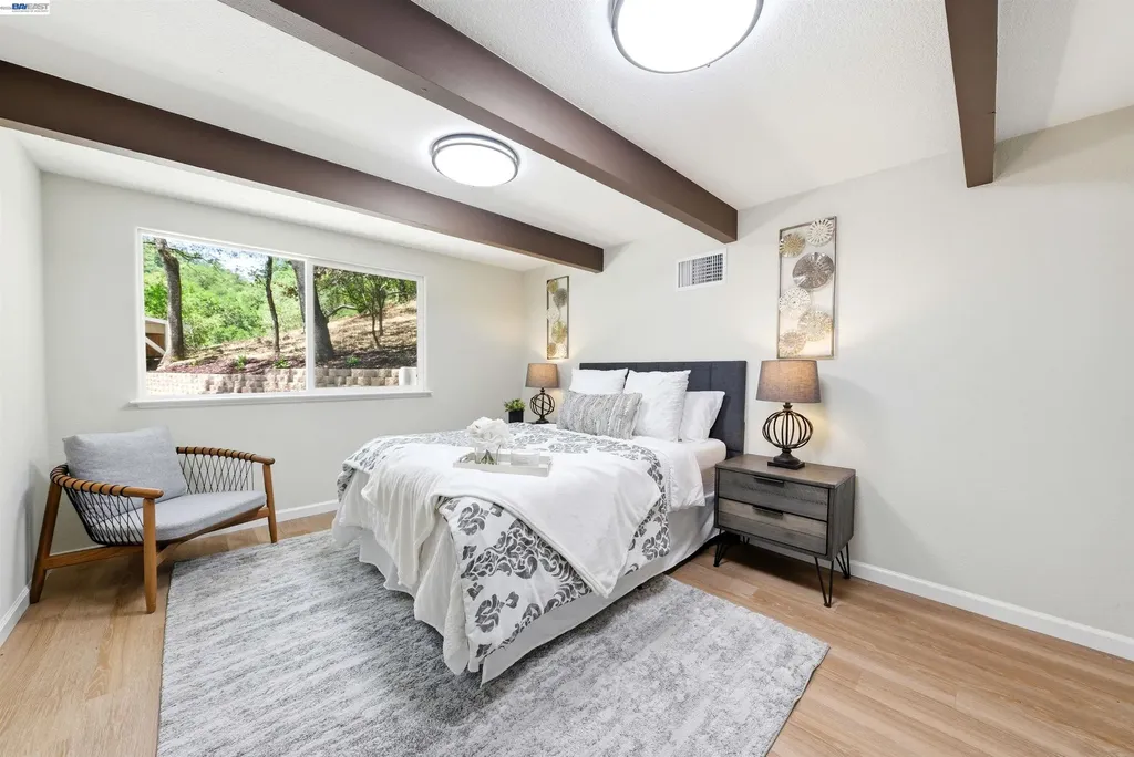 1929 Kilkare Road Sunol CA 94586