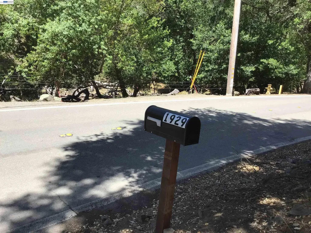 1929 Kilkare Road Sunol CA 94586