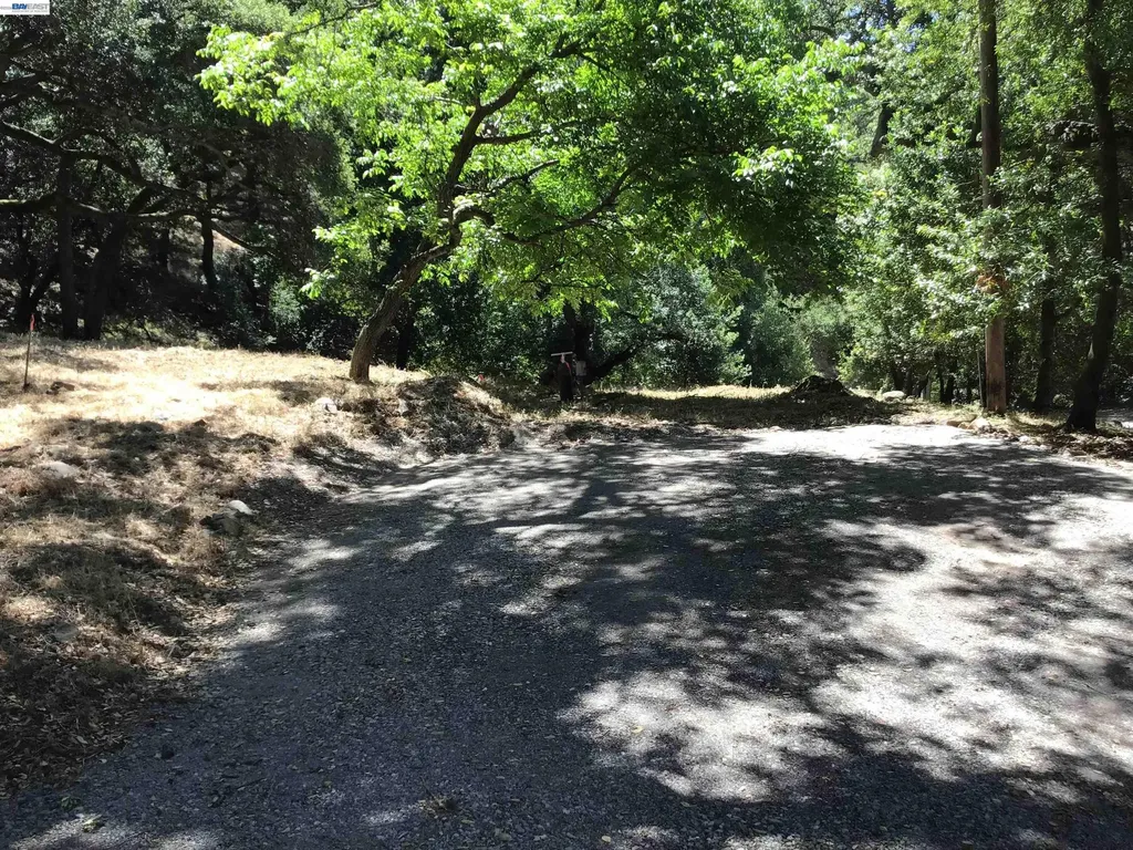 1929 Kilkare Road Sunol CA 94586