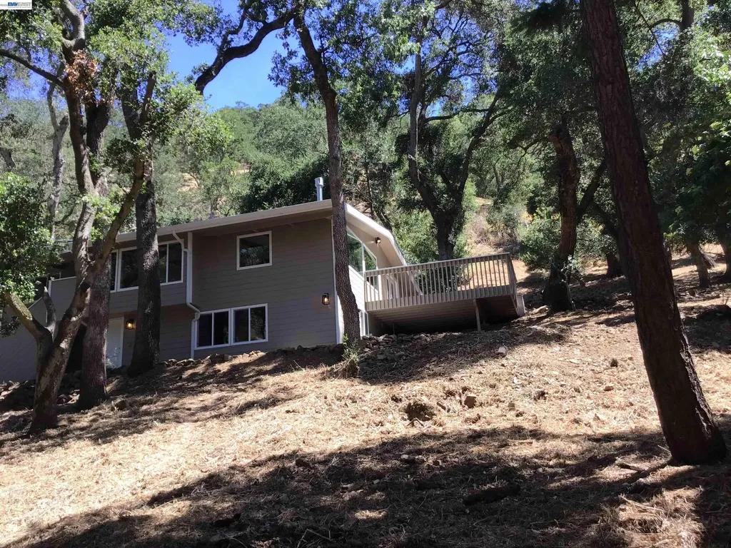 1929 Kilkare Road Sunol CA 94586