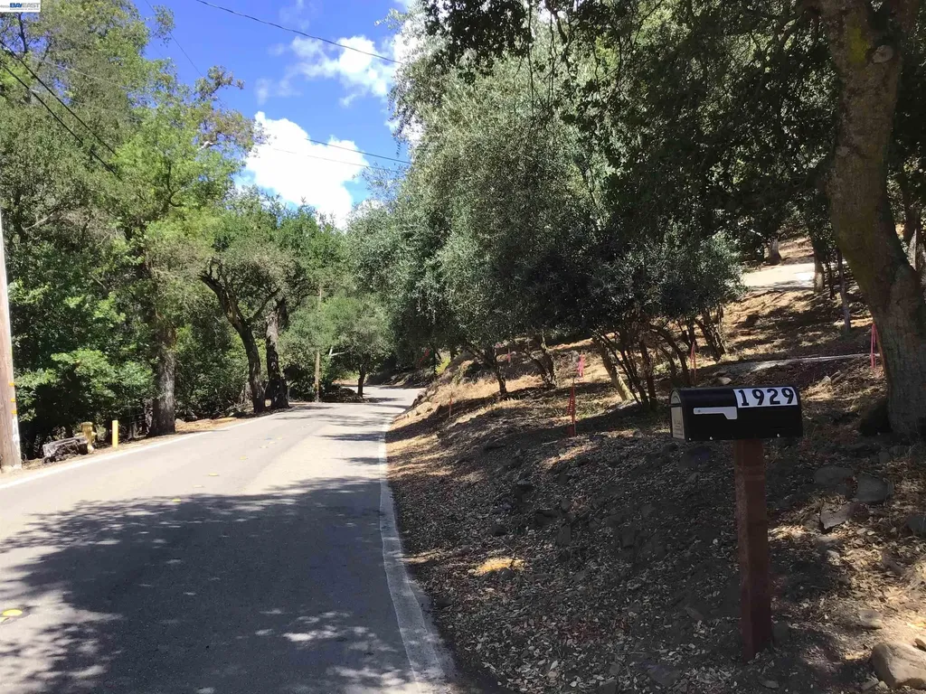 1929 Kilkare Road Sunol CA 94586