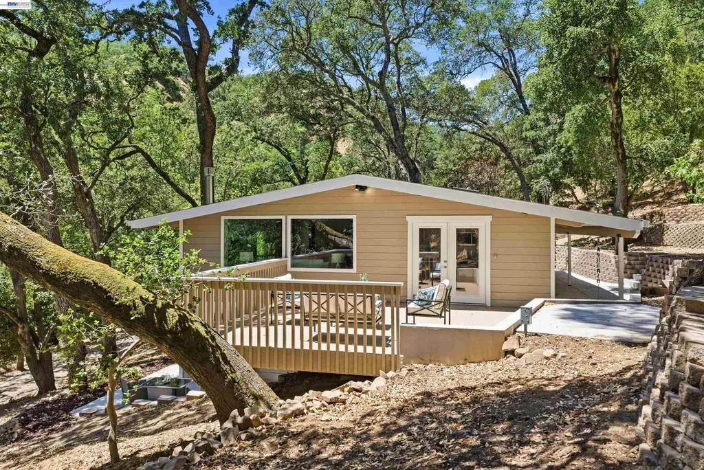 1929 Kilkare Road Sunol CA 94586