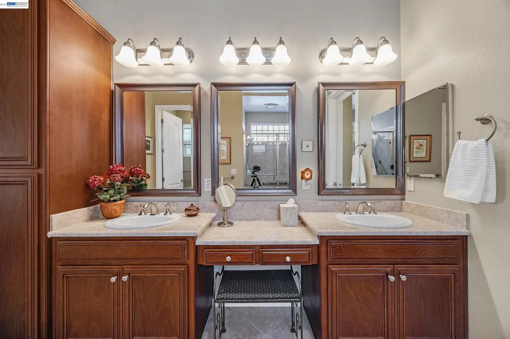 1362 Chatham Court Pleasanton CA 94566