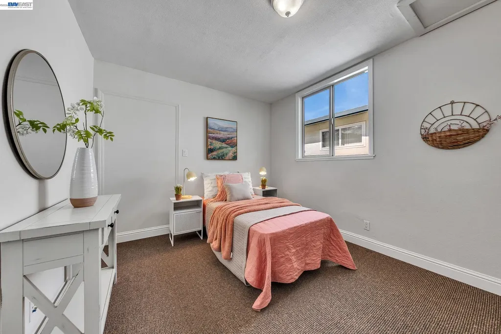 4471 Tulip Avenue Oakland CA 94619