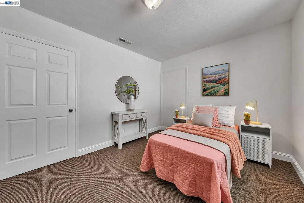 4471 Tulip Avenue Oakland CA 94619