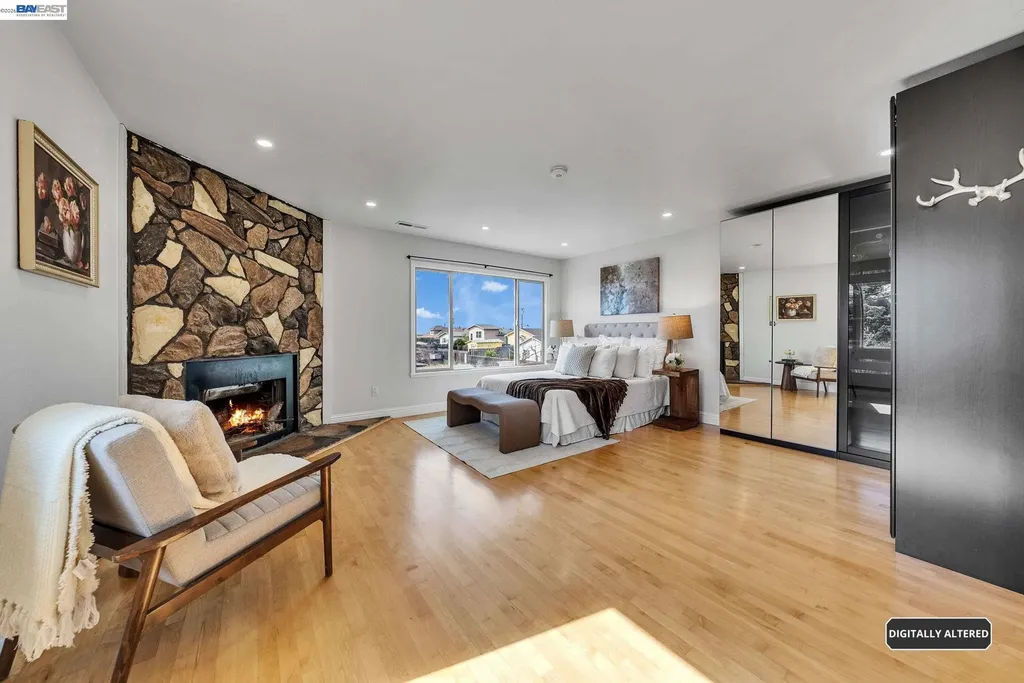 4471 Tulip Avenue Oakland CA 94619