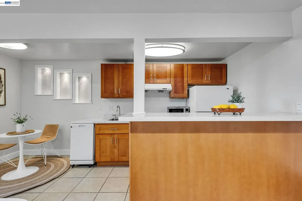 4471 Tulip Avenue Oakland CA 94619