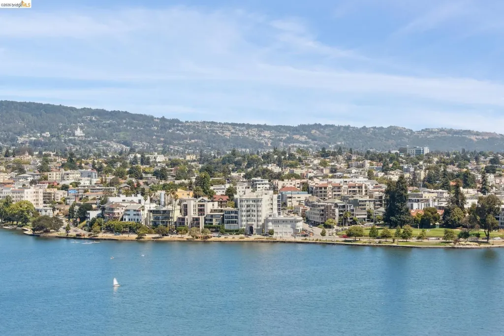 1555 Lakeside Drive Oakland CA 94612
