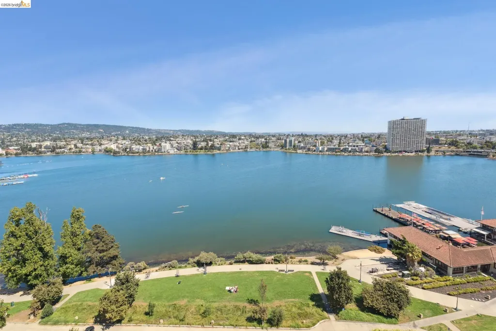 1555 Lakeside Drive Oakland CA 94612
