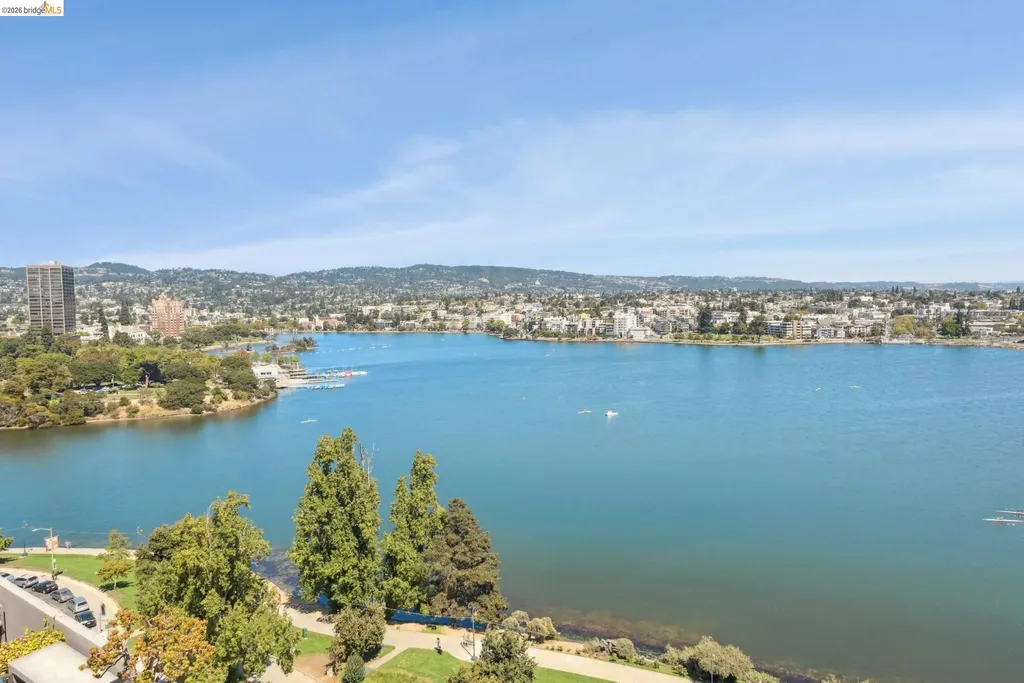 1555 Lakeside Drive Oakland CA 94612
