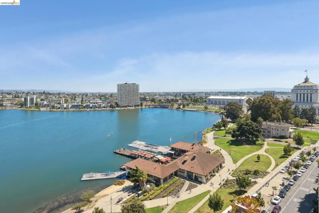 1555 Lakeside Drive Oakland CA 94612