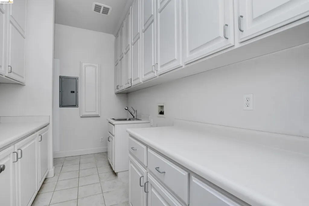 5890 Starboard Drive Discovery Bay CA 94505