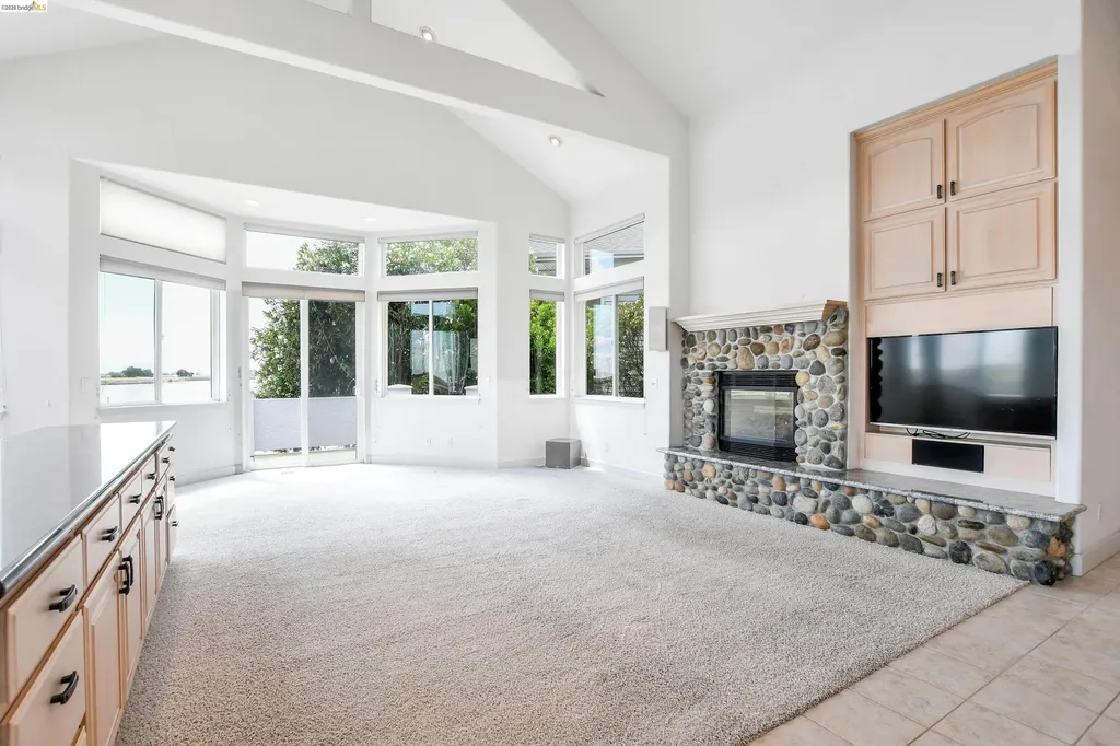 5890 Starboard Drive Discovery Bay CA 94505