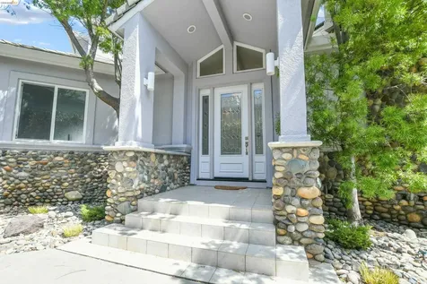 5890 Starboard Drive Discovery Bay CA 94505