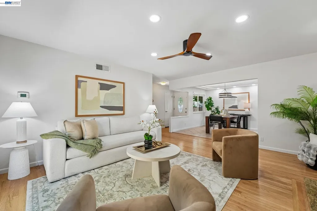 933 Algonquin Avenue Livermore CA 94551