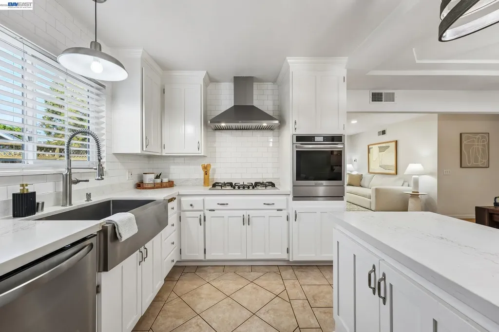933 Algonquin Avenue Livermore CA 94551