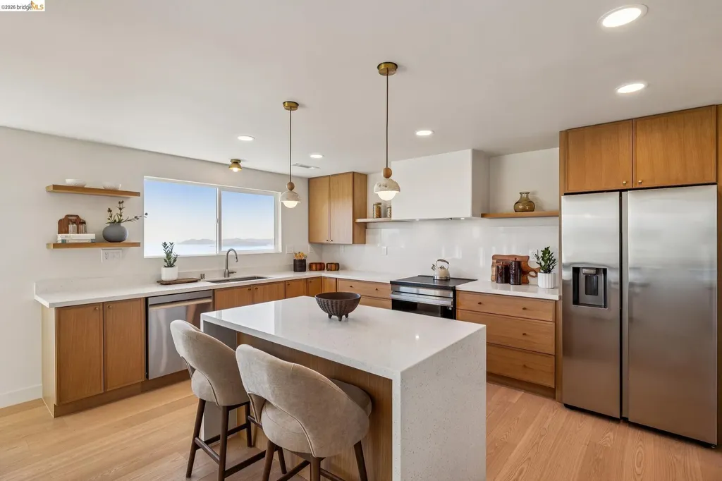 1328 Summit Road Berkeley CA 94708