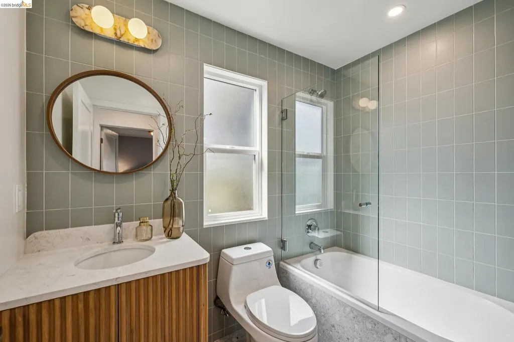 1328 Summit Road Berkeley CA 94708