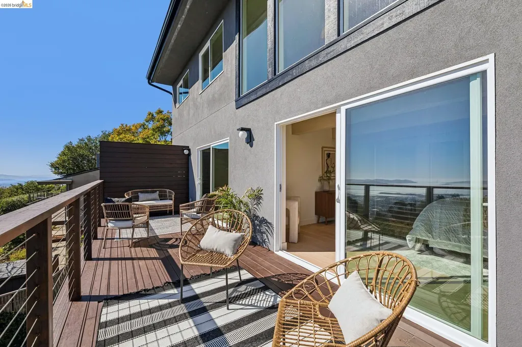 1328 Summit Road Berkeley CA 94708