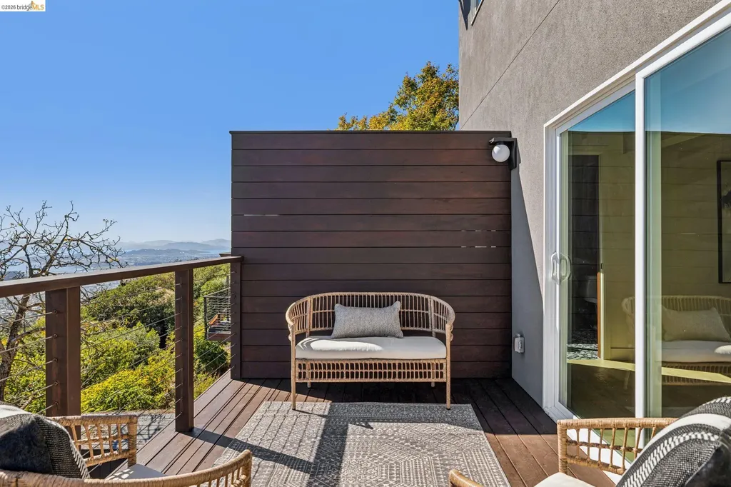 1328 Summit Road Berkeley CA 94708