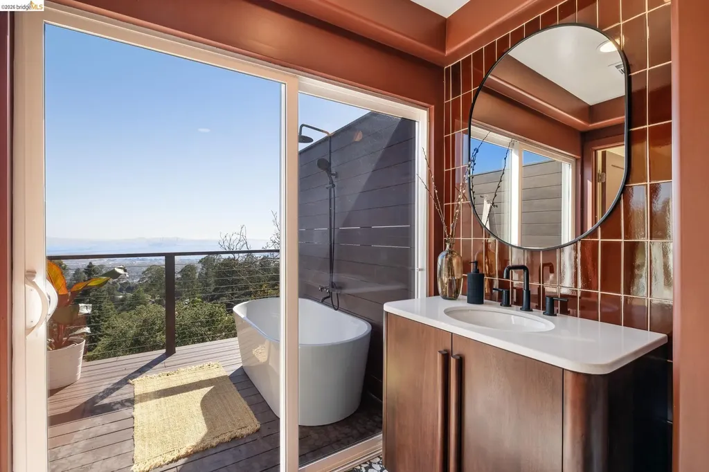 1328 Summit Road Berkeley CA 94708
