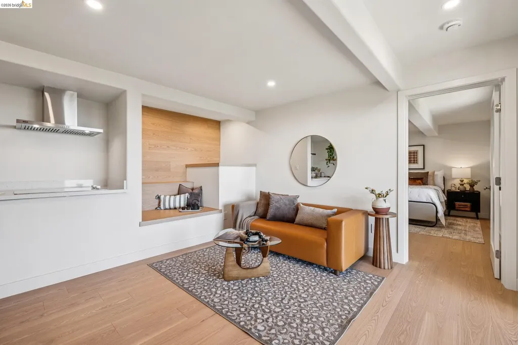 1328 Summit Road Berkeley CA 94708