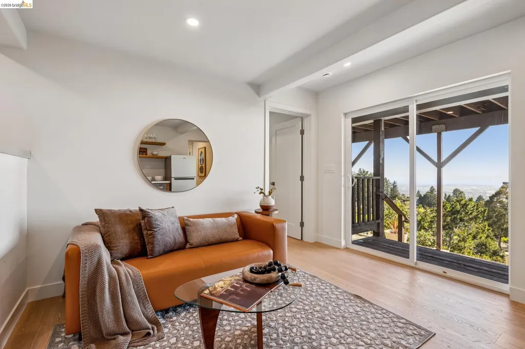 1328 Summit Road Berkeley CA 94708