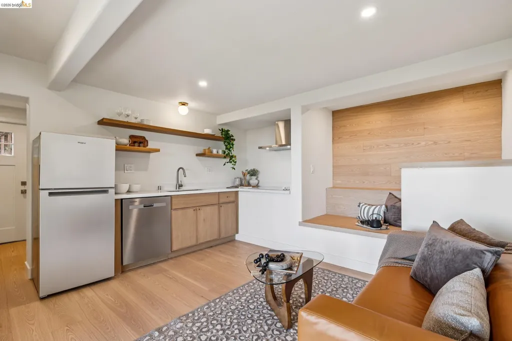1328 Summit Road Berkeley CA 94708