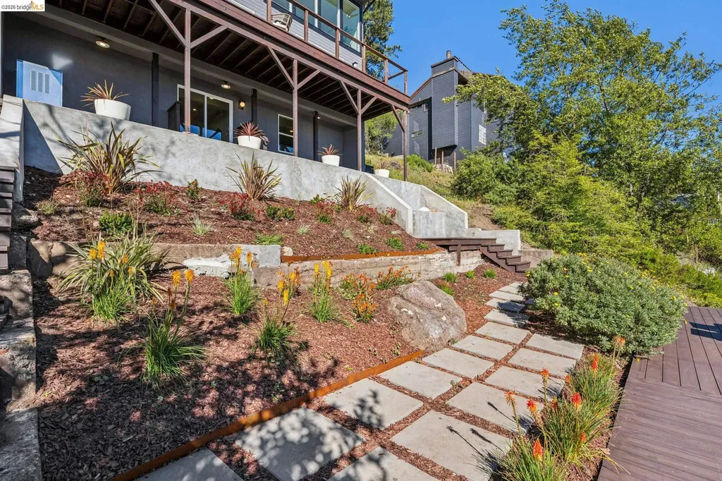 1328 Summit Road Berkeley CA 94708