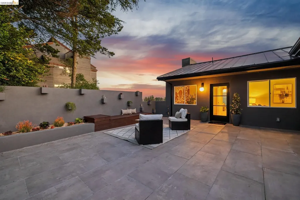 1328 Summit Road Berkeley CA 94708