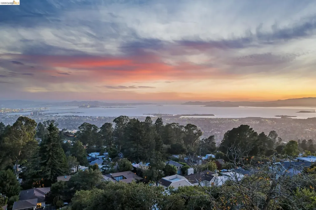 1328 Summit Road Berkeley CA 94708