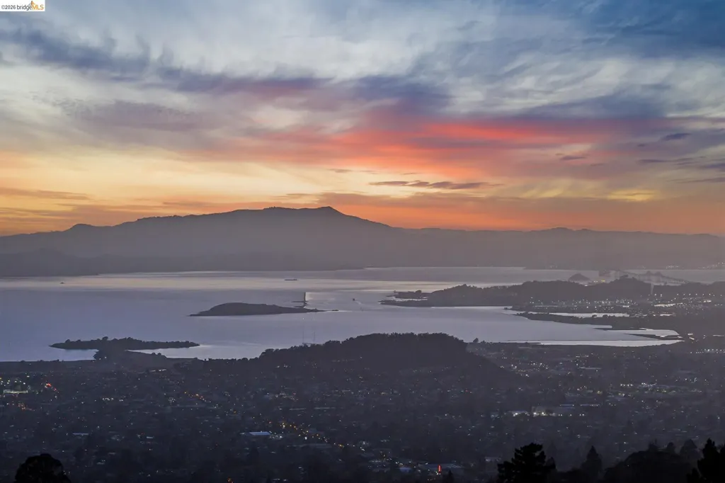 1328 Summit Road Berkeley CA 94708
